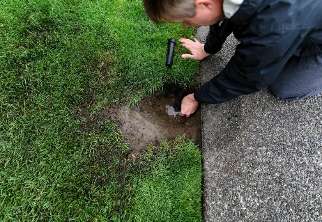 How Irrigation System Repair Prevents Water Wastage in Phoenix, AZ